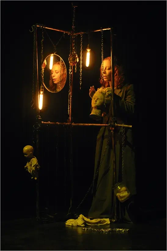 CRIATURA, UMA AUTÓPSIA | Bruna Longo |Foto: Daniel Apoena